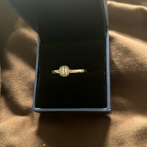 Sterling Silpada ring with small clear stones